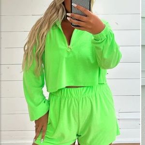 NWT Spano Pullover ~ Neon Green Terry size small